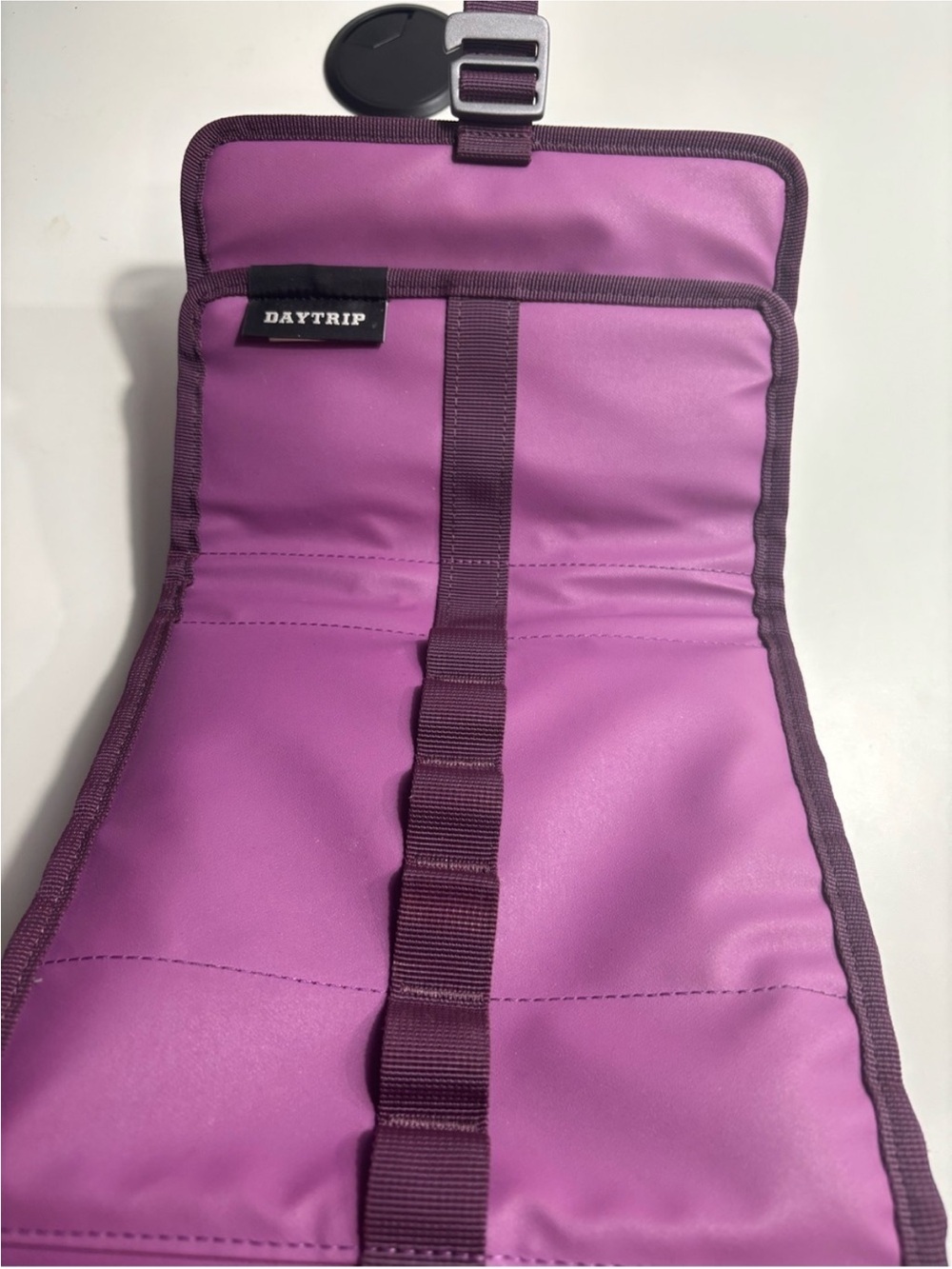 YETI Daytrip Foldable Lunch
Bag Cooler Nordic Purple - Picture 6 of 6